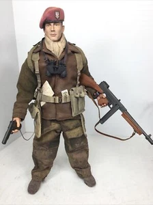 1/6 DRAGON BRITISH SAS SPECIAL FORCES TROOPER THOMPSON + COLT 1911 WW2 BBI DID - Picture 1 of 12