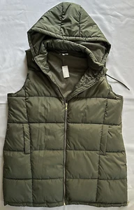 Maunces Ladies Hooded Puffer Vest Army Green Long 1X Lightweight Zip Quilted NWT - Picture 1 of 13