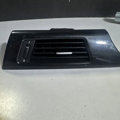 2006 2007 2008 2009 2010 BMW 328i 335i LEFT Driver Side HEAT AC Vent - 915116501 - Image 1 of 4