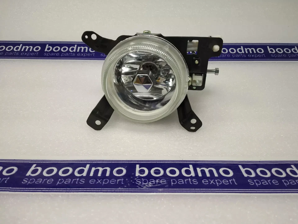 Fog Light for MARUTI WAGON R 1ST GEN F/L - 35502M67K00 - MARUTI SUZUKI - Image 1 of 1