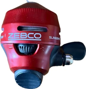 ZEBCO SLINGSHOT Spincast Reel Red 2.8:1 Gear Ratio 100 yds/10 lb test line - Picture 1 of 5