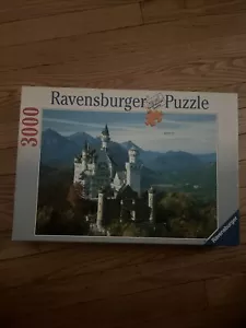 VINTAGE RAVENSBURGER "Neuschwanstein Castle" 5000-piece puzzle (1987) - Picture 1 of 3