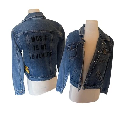 Jaqueta jeans personalizada vintage music is my soulmate anos 80 estampa de tela Patch - Imagem 1 de 4