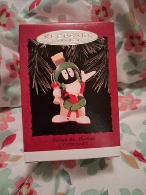 Hallmark Keepsake Ornament "Marvin the Martian" Looney Tunes 1996 - Image 1 of 4