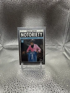 2025 Panini Mosaic Football -Notoriety- Travis Hunter (Base) RC #12 - Bild 1 von 2