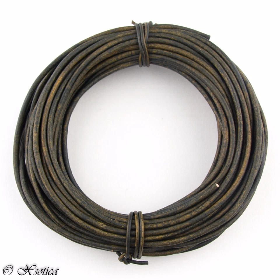 Круглый кожаный шнур Xsotica® 1,5 мм 25 ярдов (75 футов) более 65 цветов в наличии - Изображение 1 из 1