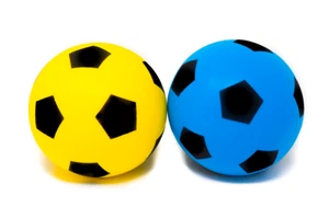 Pack of 2 E-Deals 17.5cm Foam Sponge Football Soft Ball Indoor Outdoor Soccer - Picture 1 of 3