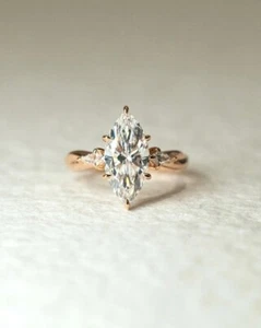 1,50 kt Marquise E-VS1 Lab Grown Diamant 3 Steine Verlobungsring 14 K Gelbgold - Bild 1 von 3