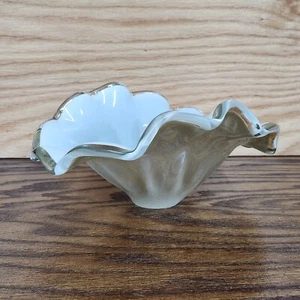 Murano White Cristal Art Glass Ruffled Edge Bowl Dish Centerpiece Crystal Tan - Picture 1 of 19