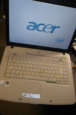 Acer Aspire 5715Z 15"  Laptop Intel T2390 4GB RAM 160GB HDD - Image 1 of 4