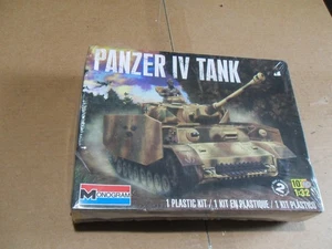 Monogram PANZER IV German WW2 Battle Tank 1/32 Scale ~ NEW SEALED (85-7861) - Picture 1 of 10