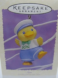 1995 "FIGLIO" IN COLLEZIONE PASQUA, ORNAMENTO DISTINTIVO - Foto 1 di 3