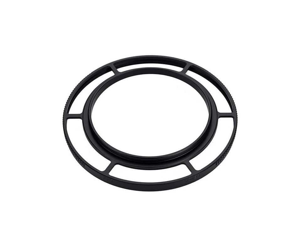 Leica E49 to E67 Adapter for Standard Polarizer on Tri-Elmar-M 28/35/50mm #14286 - Image 1 of 1