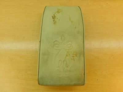 FRONT SEAT ARMREST BENCH SEAT 4 DOOR 2 DOOR 73PW1-2B5 - Image 1 of 4