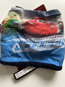 Lightning McQueen Cars Boys Snood Scarf - Warm Fleece -one Size NEW - Picture 1 of 5
