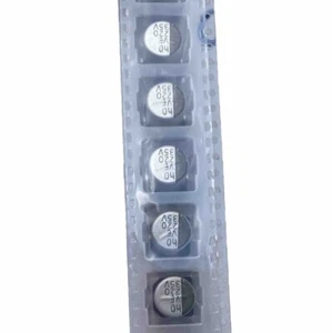 SMD Chip Alluminium Capacitors 220u 35 V SMD 5 Pcs Old New Stock Imballati - Picture 1 of 5