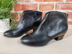 CLARKS SOFTWEAR BLACK ANKLE BOOTS UK 4E EU 37 WIDE FIT LEATHER WOMENS COWBOY - Picture 1 of 6