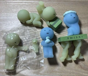 Smiski Figuren Set Mit 6 - Bild 1 von 7