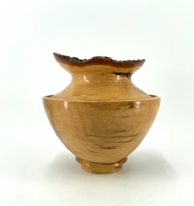 Hand Made English Oak Live Edge Vase North Carolina Artisan EUC - Picture 1 of 7