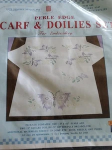 JDNA gestempelt Stickerei Spitze Rand Schal & Deckchen Set-XXX SCHMETTERLINGE  - Bild 1 von 8