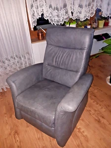 Fernsehsessel mit Aufstehhilfe und 2 Motoren - Bild 1 von 8