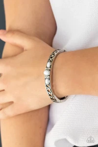 Paparazzi: Caught In The Cross HEIRS - White Bracelet - Picture 1 of 2