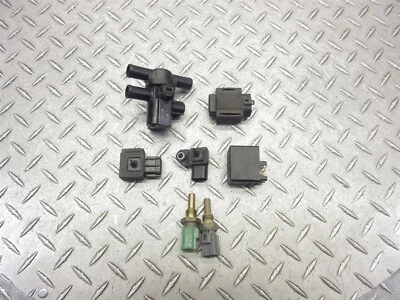 2005 04-05 Suzuki GSXR 600 GSXR600 MAP электромагнитный датчик температуры клапана давления воздуха - Изображение 1 из 4