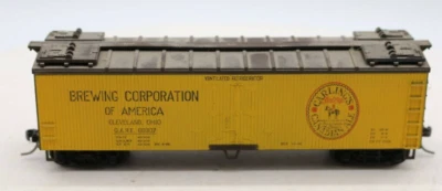 HO Scale Brewing Corporation of America GARE 60307 Carling Canadian Ale Reefer - Image 1 of 4
