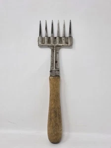 Vintage Williamson Eishacker Pick Meißel #9 Metall Werkzeug Holzgriff - Bild 1 von 5