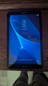 Samsung Tablette Galaxy TAB A6, Noir 32GB, Ecran 10,1" Android Très Bon État - Photo 1/2