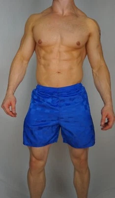 МУЖСКИЕ КЛЕТЧАТЫЕ СИНИЕ АТЛАСНЫЕ ФУТБОЛЬНЫЕ ШОРТЫ ДЛЯ ВЗРОСЛЫХ МАЛЕНЬКИЕ - Изображение 1 из 4