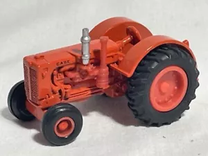 ERTL Case 600 Orange Farm Tractor, 1/64 - Picture 1 of 2