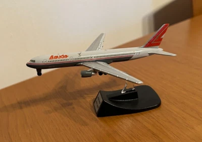 Aereo di linea Boeing 767- 300 - LAUDA - Fabbri - 1/460 - Immagine 1 di 3