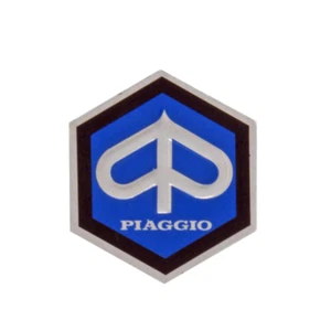 Scudetto esagonale logo scudo anteriore Piaggio VESPA ET3 GT SS TS RALLY 152280 - Photo 1/6