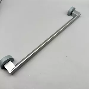GENUINE FISHER & PAYKEL DISH DRAWER DD603M DD605FD DS605FD HANDLE SILVER METAL - Picture 1 of 13