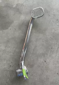 Suzuki GT550 Rear Brake Pedal - Foto 1 di 4