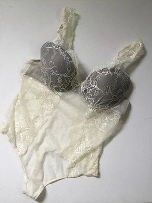Body de encaje Sophie B lencería peluche encaje talla L marfil Foto 1 de 4