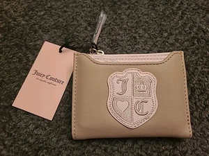 Juicy Couture hellbraun rosa Cafe Queen Of Everything faltbar mit ausziehbarem Etui Geldbörse NEU - Bild 1 von 7