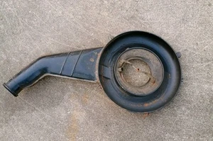 Bmw E24 630cs Air Cleaner Housing Series 1 M30B30 - Foto 1 di 3