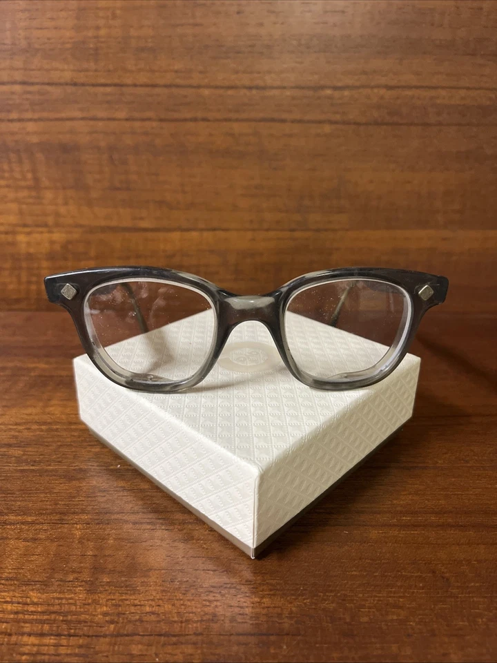 Винтажные защитные очки 1950-х Bouton U Fit серые дымчатые - Изображение 1 из 4