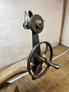 ART POPULAIRE / OLD TOOL / OUTIL ANCIEN Meule Horloger ? Mécanicien ? (n.1) - Picture 1 of 8