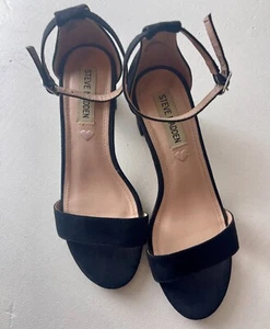 Steve Madden Big Girl Carrson Block Heel Sandals Size 3 Black Ankle Strap - Picture 1 of 10