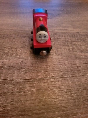 Thomas Wooden Railway James Rare Variation 2001 Gold Dome James [Sin licitación] Foto 1 de 4