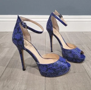 VINCE CAMUTO Lilith2 Blue Snake Print Ankle Strap Peep Toe Stiletto Pumps 5.5M - Picture 1 of 6