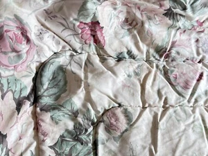 VINTAGE 80s 90s Victorian Style Ruffle Kellwood Comforter 100% Cotton 78”x90” - Picture 1 of 15