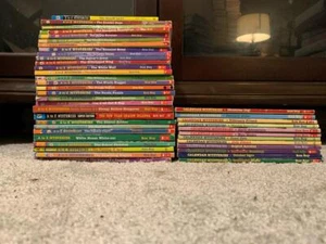 Lot 41 A-Z Mysteries 1-26 + 3 Super Editions Calendar Mysteries 1-12 Ron Roy - Picture 1 of 3