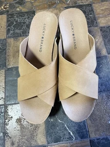 Lucky Brand Neeka Espadrilles Leder Plateau Keilabsatz Größe 8 hellbraun Kork Nieten - Bild 1 von 7