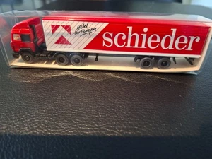 Wiking 1:87/H0 IVECO Koffer Sattelzug "Schieder" - Bild 1 von 4