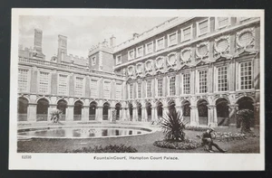 Vintage Gale & Polden Postcard Fountain Court Hampton Court Palace - Picture 1 of 2