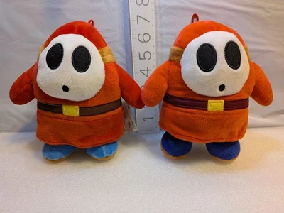 Peluche Super Mario Red Shy Guy Nintendo Good Stuff 6" - Lote de 2 Foto 1 de 4